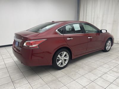2014 Nissan Altima — interior view