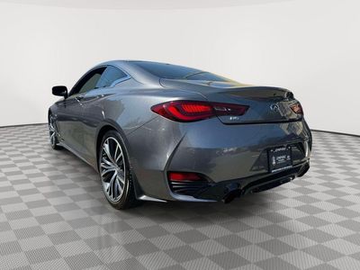 2018 INFINITI Q60 — interior view