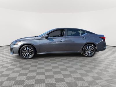 2023 Nissan Altima — detail view
