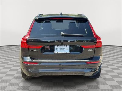 2022 Volvo XC60 — interior view