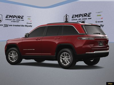 2025 Jeep Grand Cherokee — interior view