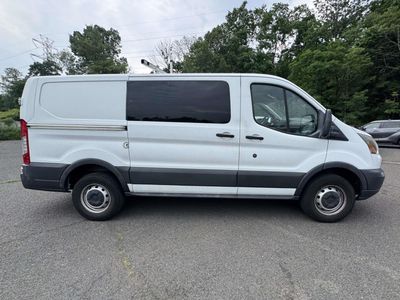 2016 Ford Transit-250 — detail view