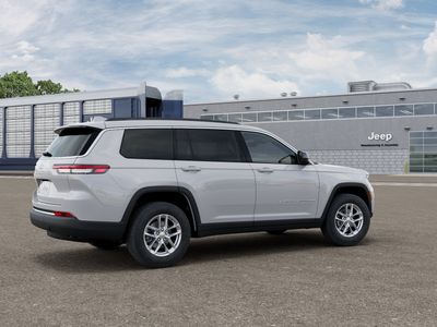 2026 Jeep Grand Cherokee — side profile view