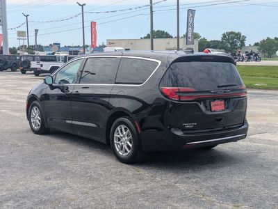 2027 Chrysler Pacifica — detail view