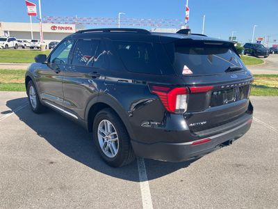 2025 Ford Explorer — detail view