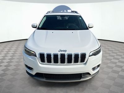 2019 Jeep Cherokee — side profile view
