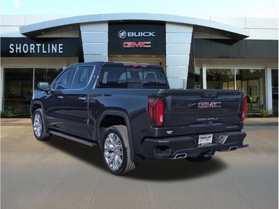 2025 GMC Sierra 1500 — detail view