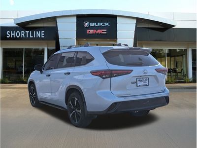 2022 Toyota Highlander — detail view