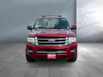 2017 Ford Expedition — side profile view