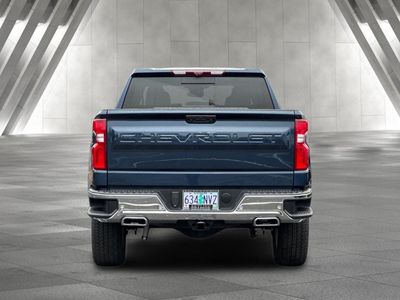 2022 Chevrolet Silverado 1500 — interior view