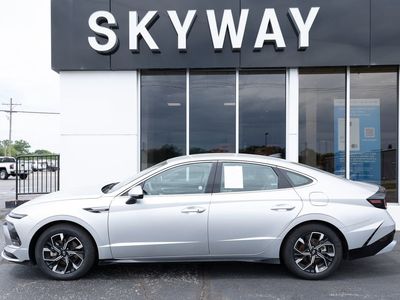 2025 Hyundai Sonata — side profile view