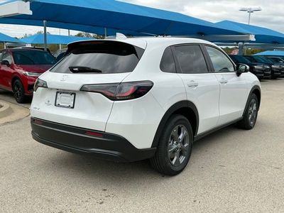 2026 Honda HR-V — rear three-quarter view