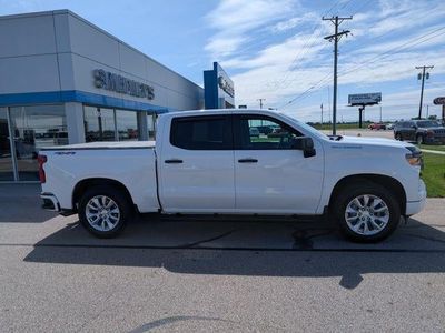 2022 Chevrolet Silverado 1500 — side profile view