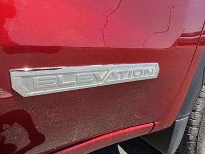 2024 GMC Sierra 1500 — detail view