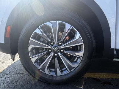 2025 Buick Envision — detail view