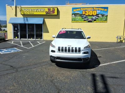 2016 Jeep Cherokee — side profile view