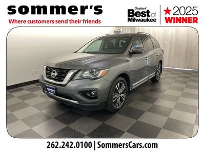 2018 Nissan Pathfinder — side profile view