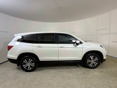 2017 Honda Pilot — detail view