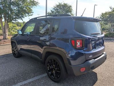 2017 Jeep Renegade — detail view