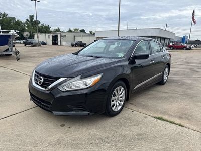 2017 Nissan Altima — interior view