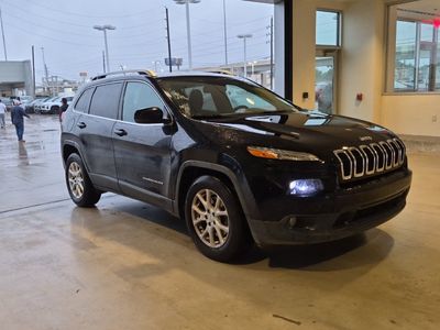 2017 Jeep Cherokee — detail view