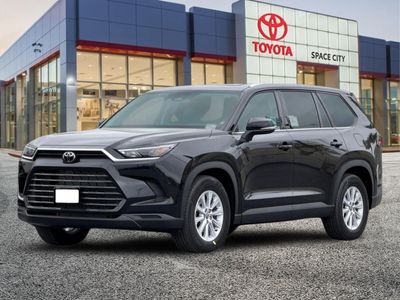 2026 Toyota Highlander — side profile view