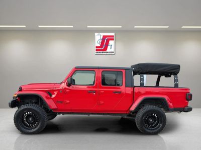 2023 Jeep Gladiator — side profile view