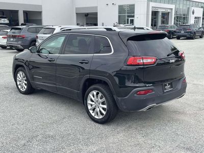 2016 Jeep Cherokee — interior view