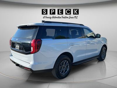 2025 Ford Expedition — detail view