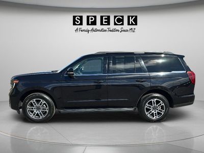 2025 Ford Expedition — side profile view