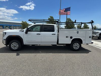 2026 GMC Sierra 2500 HD — side profile view