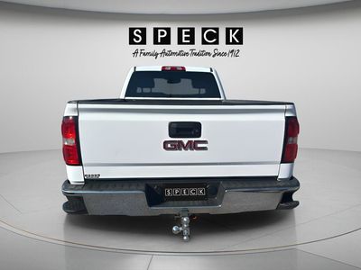 2014 GMC Sierra — interior view