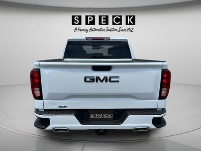 2023 GMC Sierra 1500 — interior view