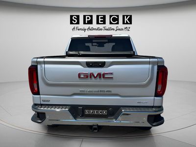 2022 GMC Sierra 1500 — interior view