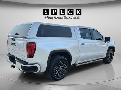 2022 GMC Sierra — detail view