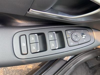 2026 Hyundai SONATA HYBRID — detail view