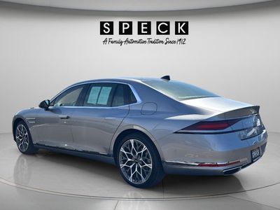 2025 Genesis G90 — rear three-quarter view