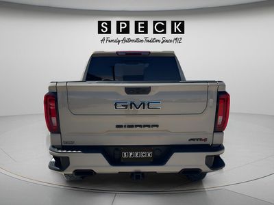 2022 GMC Sierra 1500 — interior view