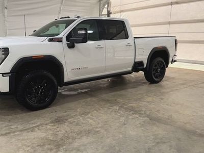 2026 GMC Sierra 2500 HD — detail view