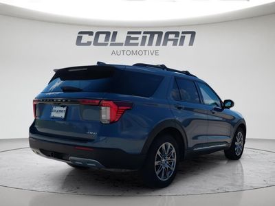 2025 Ford Explorer — detail view