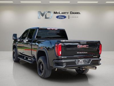 2022 GMC Sierra 2500HD — interior view
