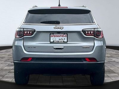 2022 Jeep Compass — detail view