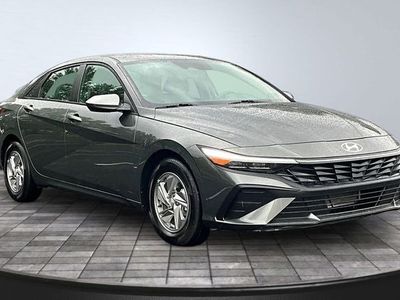 2025 Hyundai Elantra — rear three-quarter view