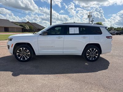 2023 Jeep Grand Cherokee L — side profile view