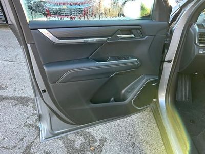 2026 GMC Acadia — detail view