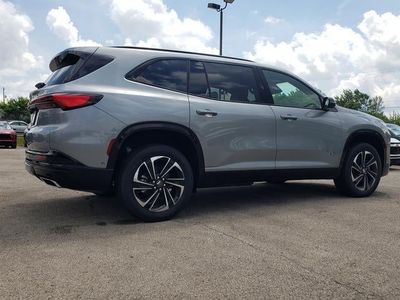 2026 Buick Enclave — detail view