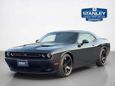 2016 Dodge Challenger — detail view