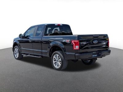 2017 Ford F-150 — interior view