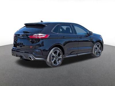 2023 Ford Edge — rear three-quarter view