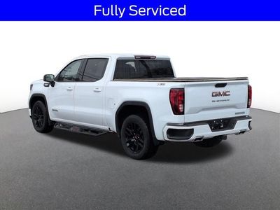 2023 GMC Sierra 1500 — interior view